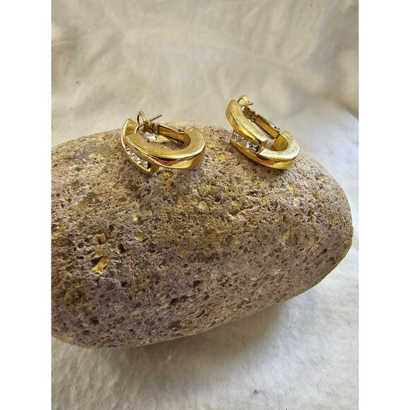 Gold Toned Rhinestones C Hoop Oval Shaped Earrings English Lock Pierced Classy - Picture 3 of 8